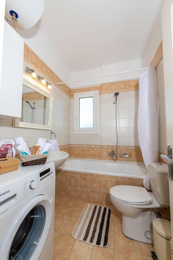 D&C Apartment Kontokali Eksteriør bilde